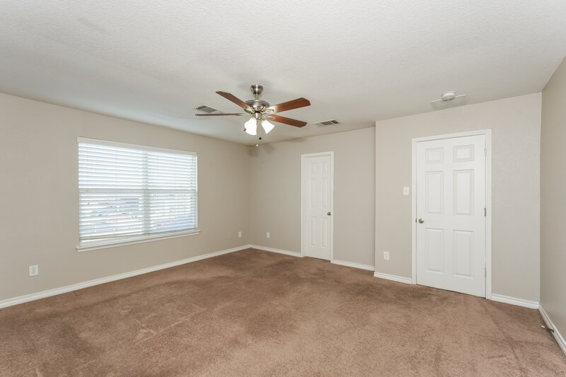 2,540/Mo, 5328 Nueces Ln Grand Prairie, TX 75052 Main Bedroom View 2