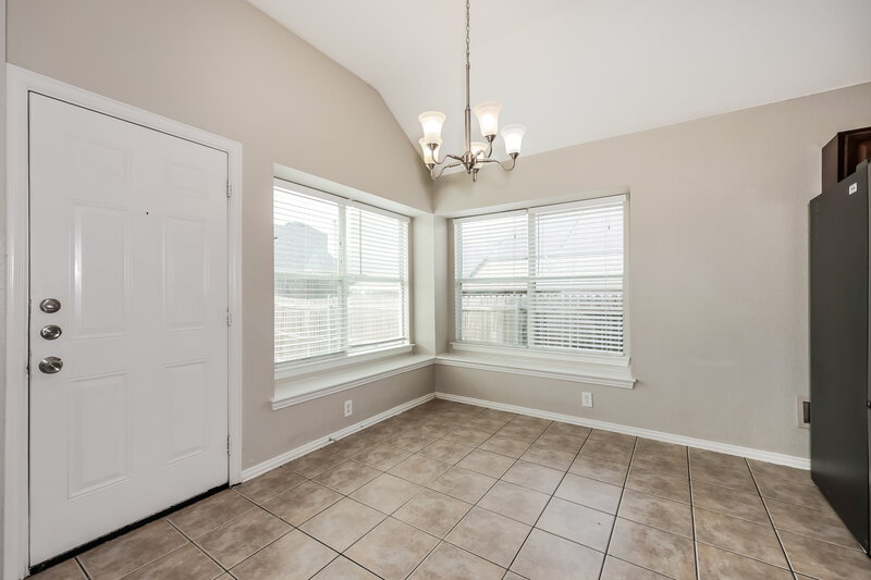 2,790/Mo, 4500 Clear Lake Ln Mesquite, TX 75150 Breakfast Nook View