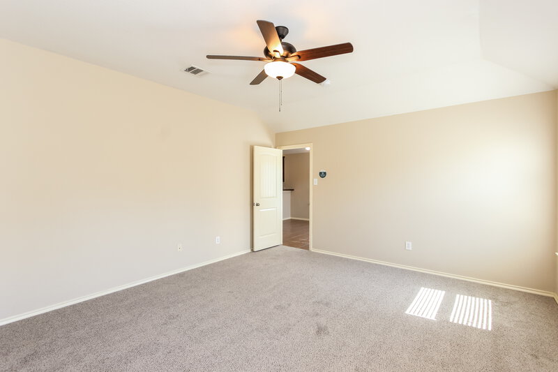 1,990/Mo, 124 Meadow Crest Dr Princeton, TX 75407 Main Bedroom View