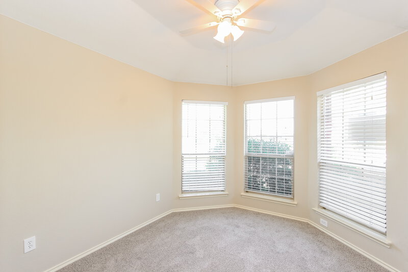 1,990/Mo, 124 Meadow Crest Dr Princeton, TX 75407 Bedroom View 2
