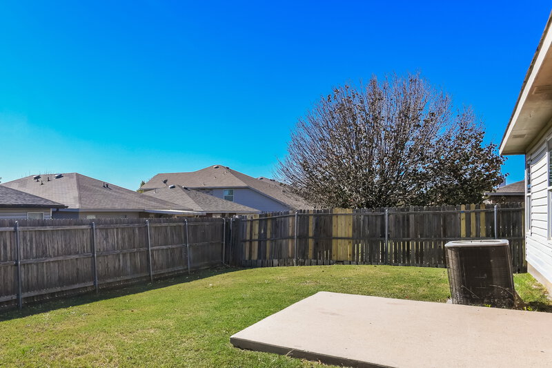 1,775/Mo, 1924 Kittredge Way Justin, TX 76247 Rear View