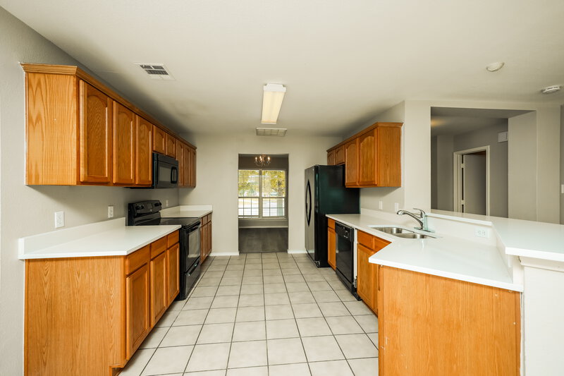 2,570/Mo, 3301 Doris Dr Denton, TX 76207 Kitchen View