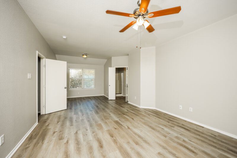 2,570/Mo, 3301 Doris Dr Denton, TX 76207 Main Bedroom View 2
