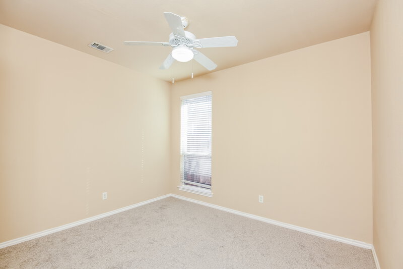 2,085/Mo, 2601 Silver Hill Dr Fort Worth, TX 76131 Bedroom View 2