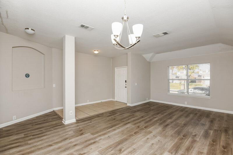 2,335/Mo, 8332 Horse Whisper Ln Fort Worth, TX 76131 Dining Room View