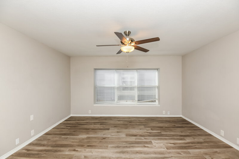 2,335/Mo, 8332 Horse Whisper Ln Fort Worth, TX 76131 Main Bedroom View