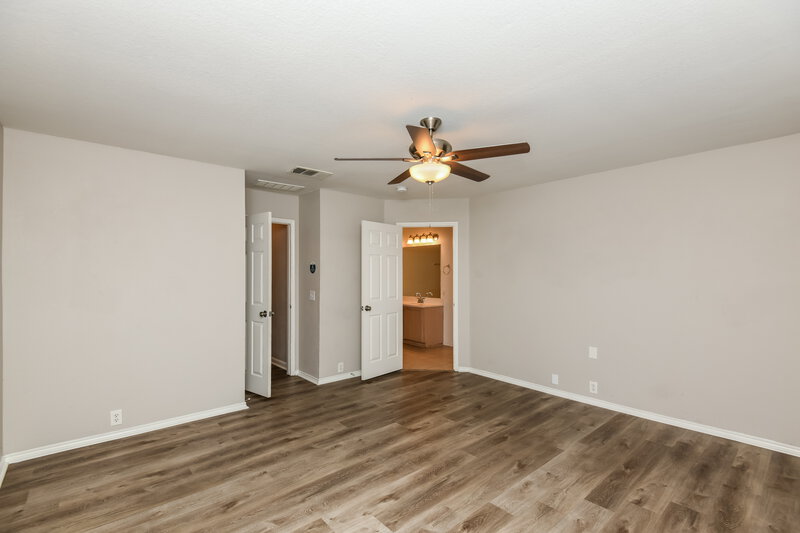 2,335/Mo, 8332 Horse Whisper Ln Fort Worth, TX 76131 Main Bedroom View 2