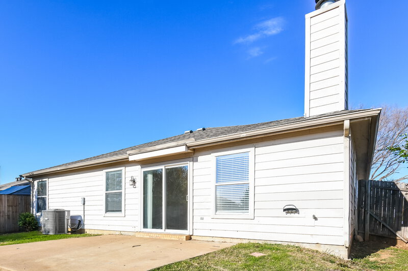 2,335/Mo, 8332 Horse Whisper Ln Fort Worth, TX 76131 Rear View