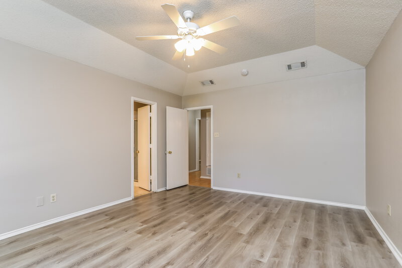 2,315/Mo, 1719 Wren Dr Mansfield, TX 76063 Main Bedroom View