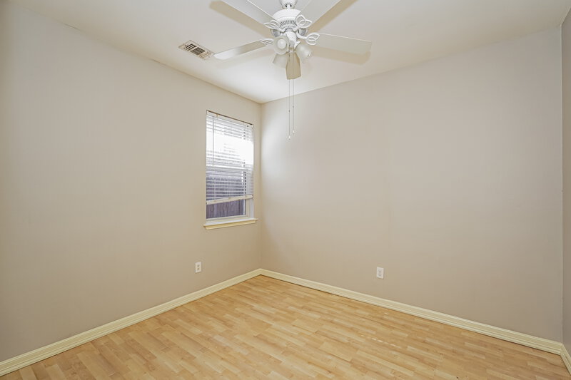 1,900/Mo, 3821 Willowick Cir Denton, TX 76210 Bedroom View