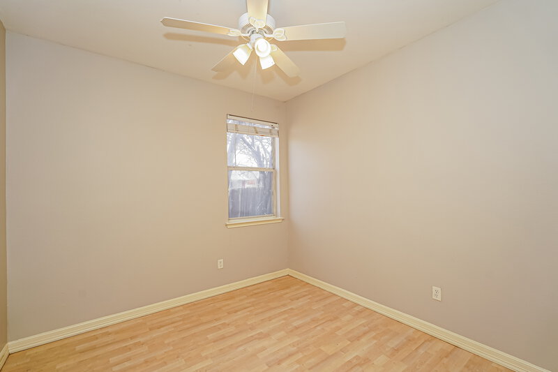 1,900/Mo, 3821 Willowick Cir Denton, TX 76210 Bedroom View 2