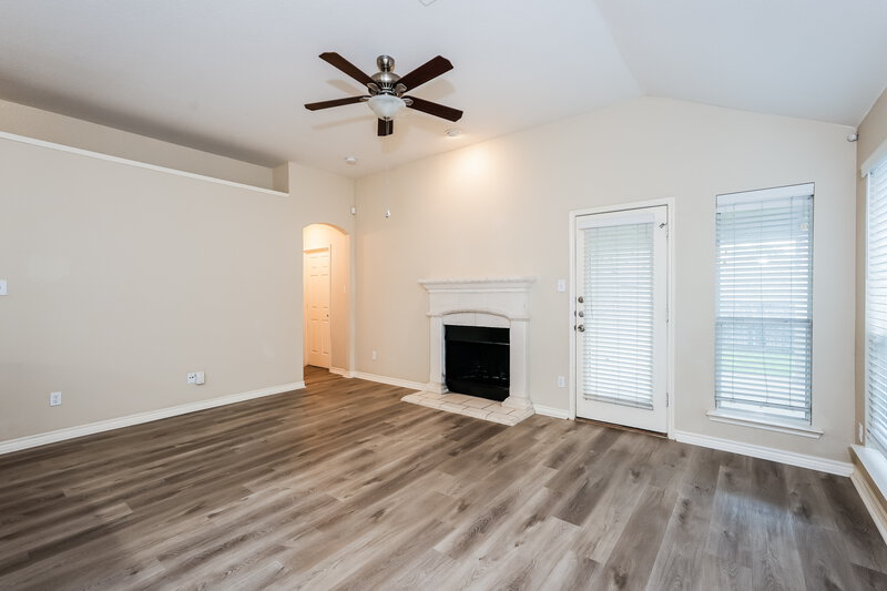 1,970/Mo, 6020 Walleye Dr Fort Worth, TX 76179 Living Room View