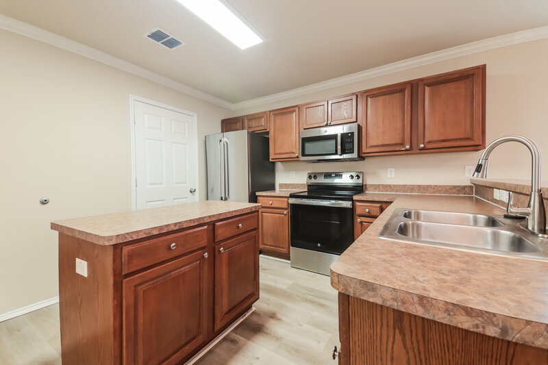 3,750/Mo, 1406 Fox Glen Trl Mansfield, TX 76063 Kitchen View 2