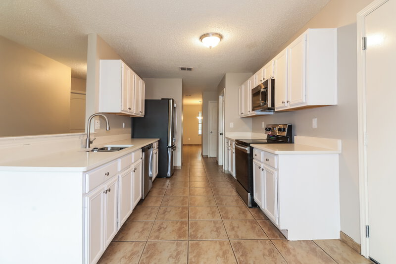 2,265/Mo, 1467 Glenwick Dr Rockwall, TX 75032 Kitchen View 2