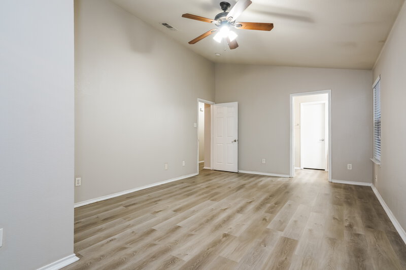 1,630/Mo, 1208 Kielder Cir Fort Worth, TX 76134 Main Bedroom View