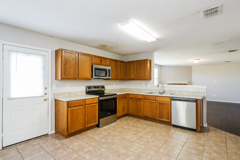 2,505/Mo, 1504 Daisy Ln Burleson, TX 76001 Kitchen View