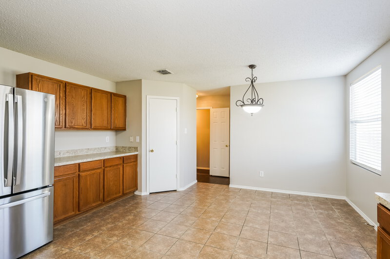 2,505/Mo, 1504 Daisy Ln Burleson, TX 76001 Kitchen View 2