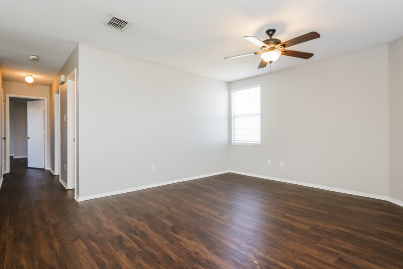 2,505/Mo, 1504 Daisy Ln Burleson, TX 76001 Bedroom View