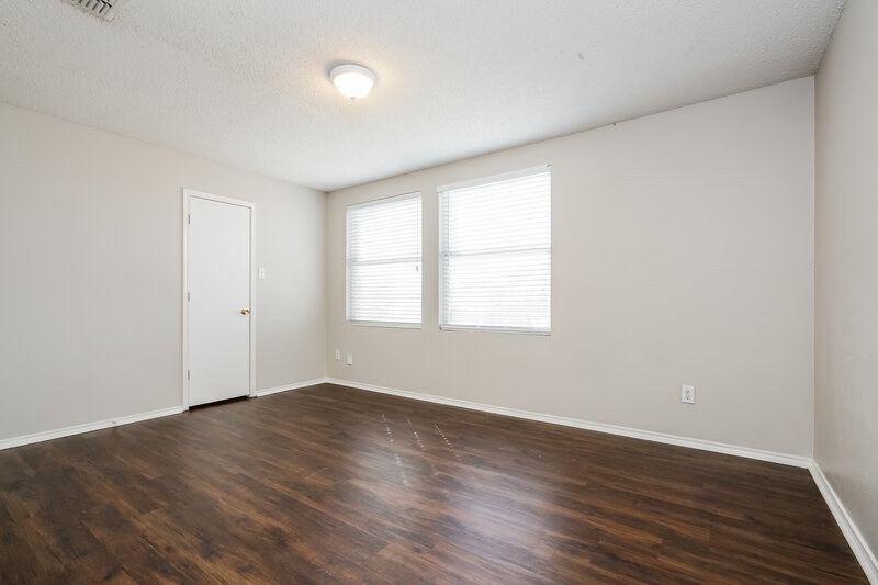 2,505/Mo, 1504 Daisy Ln Burleson, TX 76001 Bedroom View 2