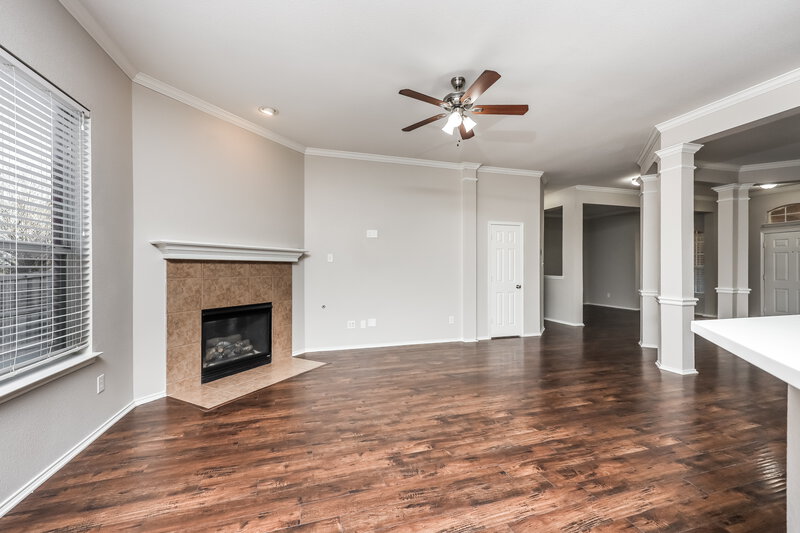 2,740/Mo, 2712 Tea Olive Dr Glenn Heights, TX 75154 Living Room View