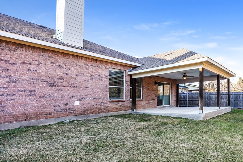 2,740/Mo, 2712 Tea Olive Dr Glenn Heights, TX 75154 Rear View