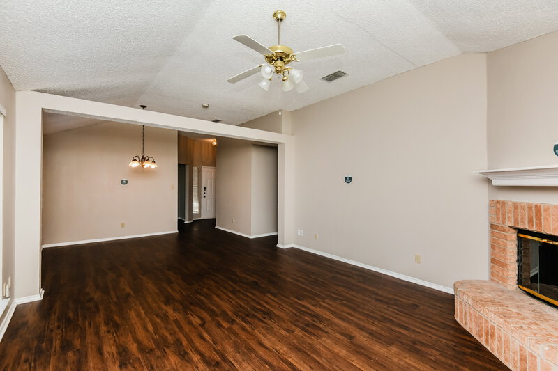 1,990/Mo, 10812 Hornby St Fort Worth, TX 76108 Living Room View 2