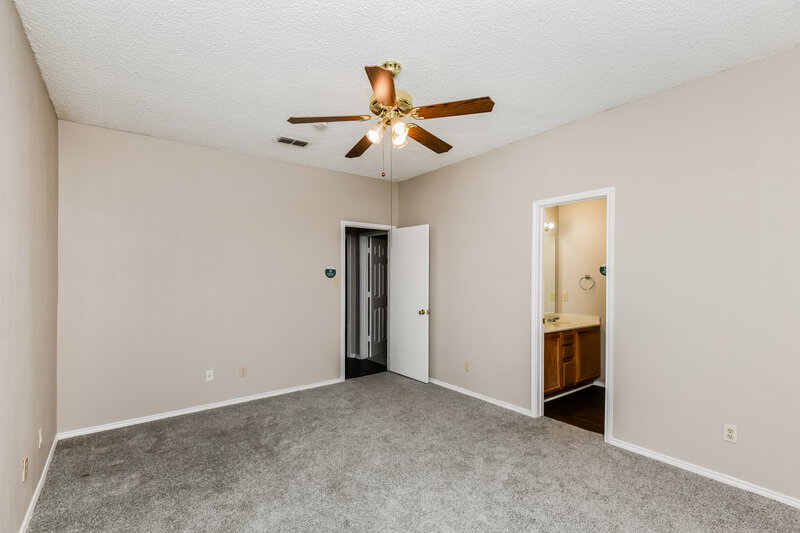 1,990/Mo, 10812 Hornby St Fort Worth, TX 76108 Main Bedroom View