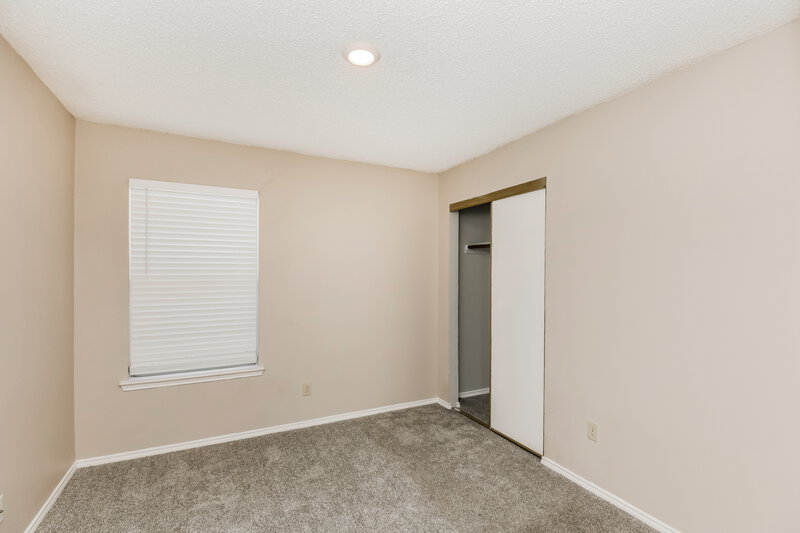1,990/Mo, 10812 Hornby St Fort Worth, TX 76108 Bedroom View 2