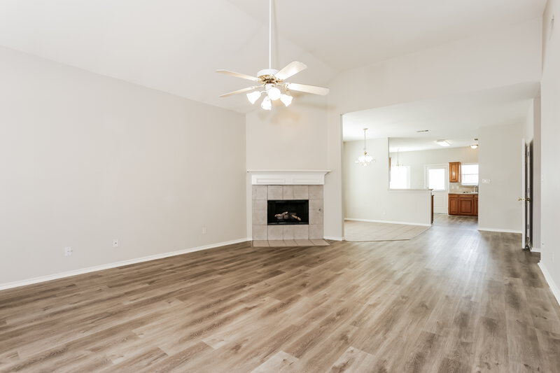 2,550/Mo, 1406 Stella Dr Lewisville, TX 75067 Living Room View