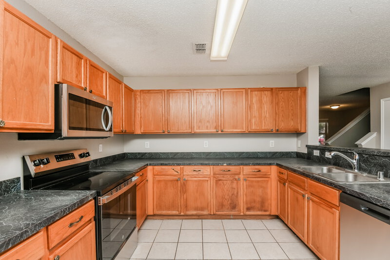 2,010/Mo, 10024 Chapel Rock Dr Fort Worth, TX 76116 Kitchen View 2