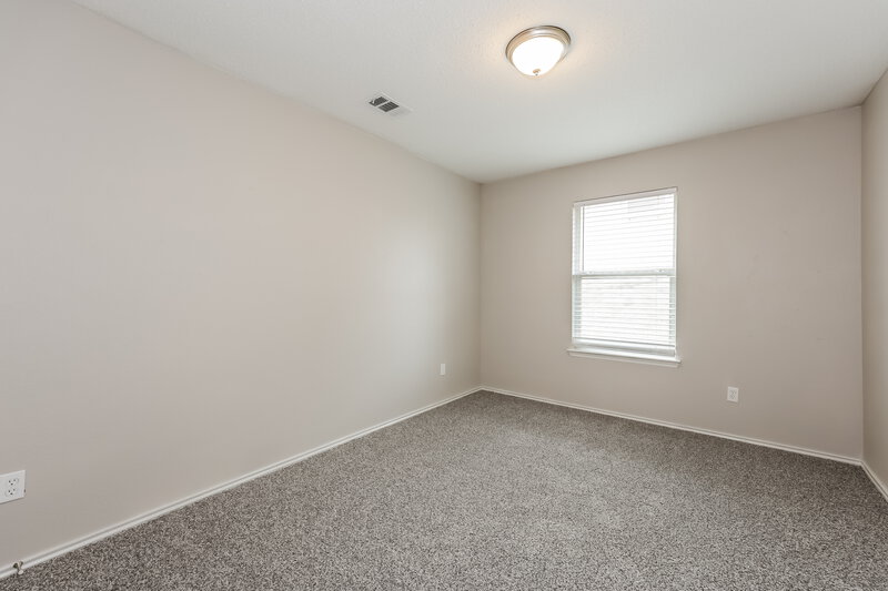 2,185/Mo, 109 Clover Leaf Ln Red Oak, TX 75154 Bedroom View
