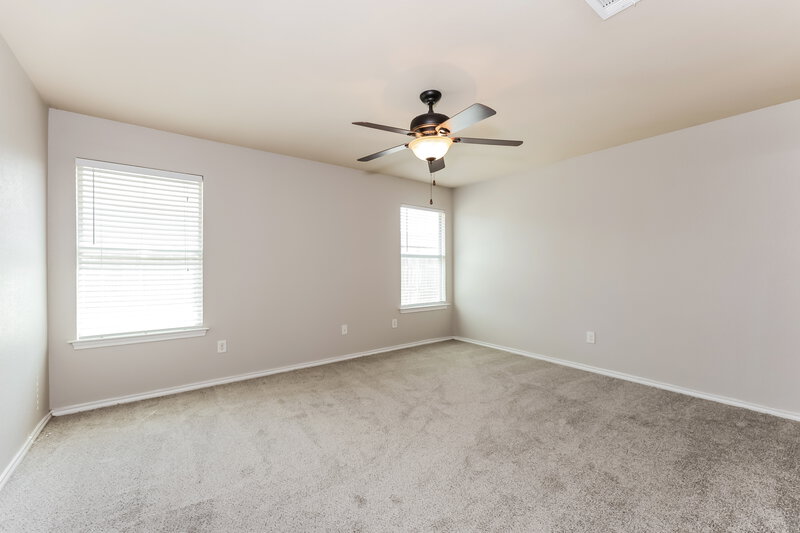 1,725/Mo, 341 Dakota Ridge Dr Fort Worth, TX 76134 Main Bedroom View