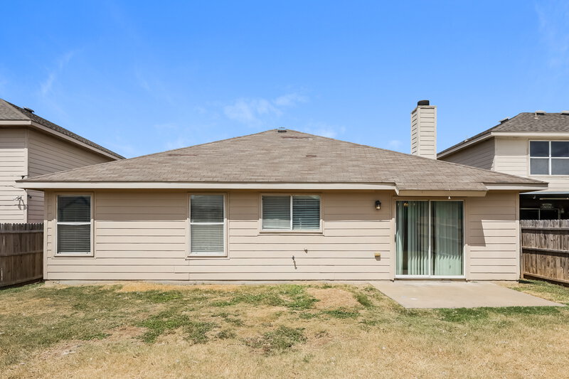 1,725/Mo, 341 Dakota Ridge Dr Fort Worth, TX 76134 Rear View
