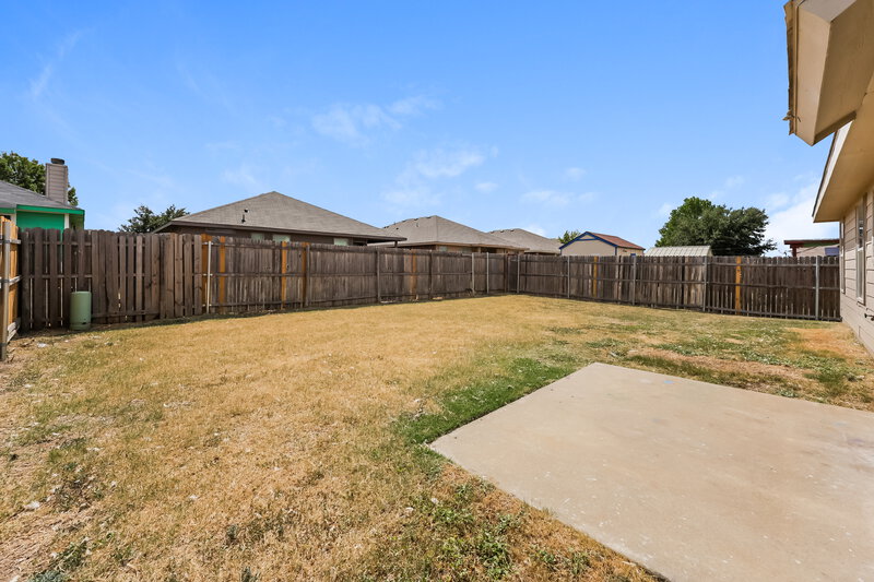 1,725/Mo, 341 Dakota Ridge Dr Fort Worth, TX 76134 Backyard View