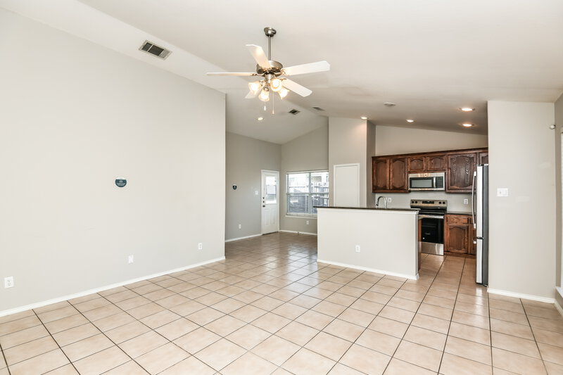 2,010/Mo, 5901 Melanie Dr Fort Worth, TX 76131 Living Room View 3