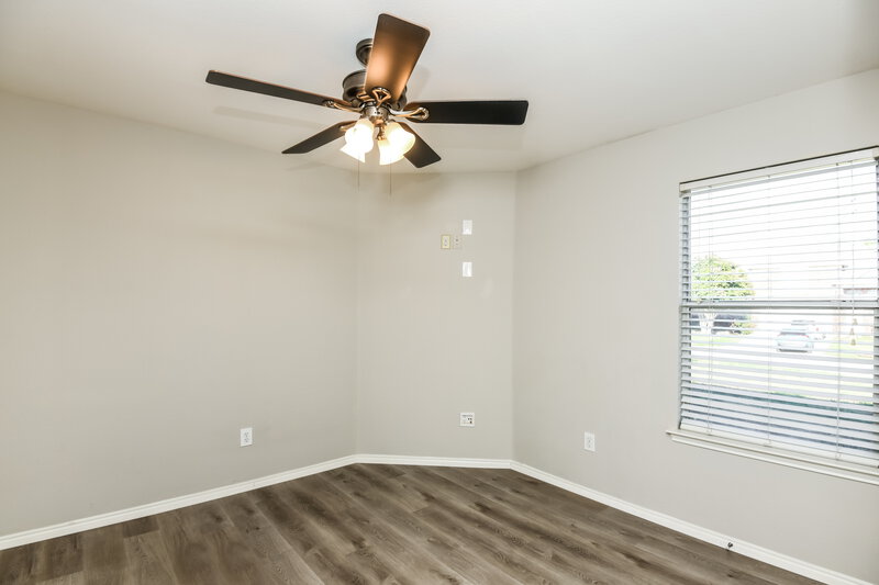 2,010/Mo, 5901 Melanie Dr Fort Worth, TX 76131 Main Bedroom View 2