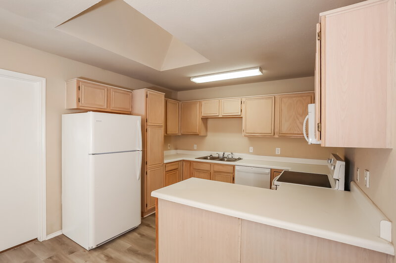 1,685/Mo, 8600 Cove Meadow Ln Fort Worth, TX 76123 Kitchen View