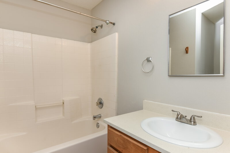 2,285/Mo, 8776 Polo Dr Fort Worth, TX 76123 Bathroom View