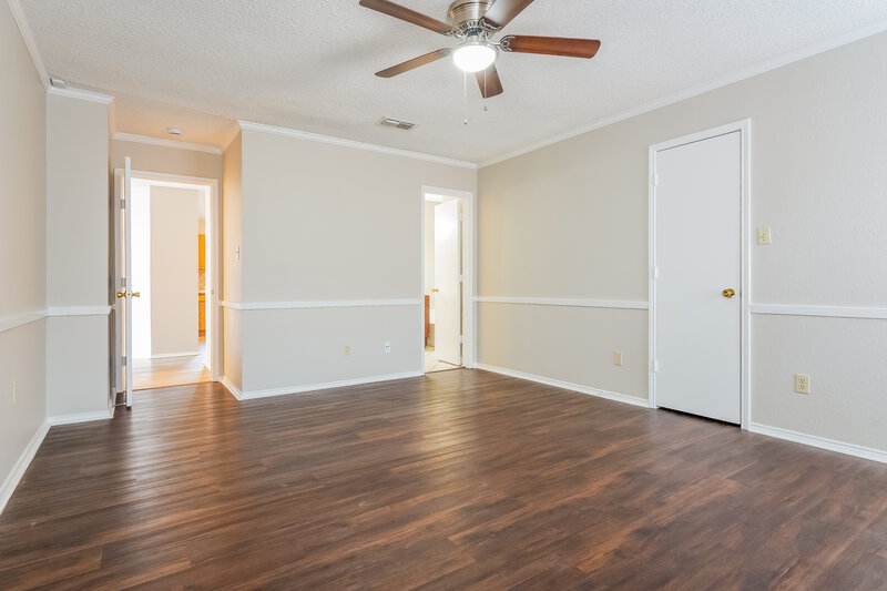 2,015/Mo, 3704 Chaddybrook Ln Fort Worth, TX 76137 Main Bedroom View 2