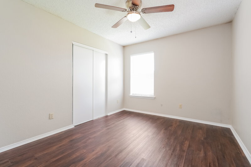 2,015/Mo, 3704 Chaddybrook Ln Fort Worth, TX 76137 Bedroom View