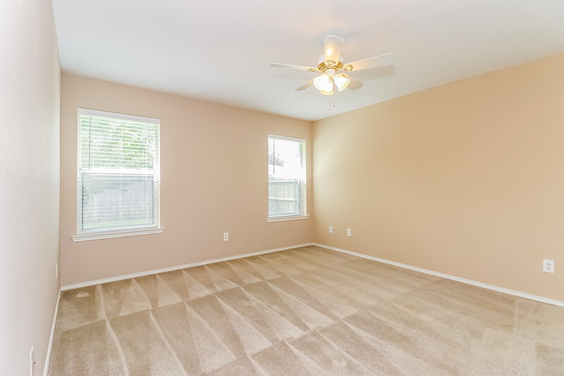 2,265/Mo, 4012 Staghorn Cir N Fort Worth, TX 76137 Master Bedroom View 2