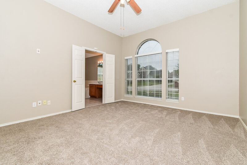 2,325/Mo, 1110 Pin Oak Ln Allen, TX 75002 Main Bedroom View