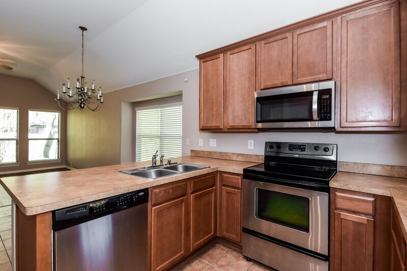 2,035/Mo, 2224 Kingsdale Ct McKinney, TX 75071 Kitchen View 3