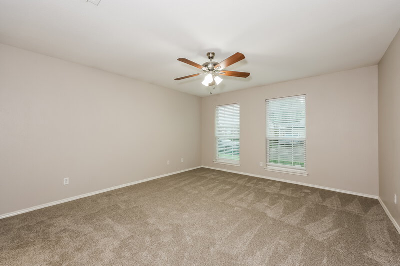 2,215/Mo, 704 Rachel St Grand Prairie, TX 75052 Main Bedroom View