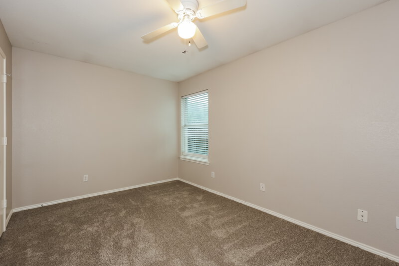 2,215/Mo, 704 Rachel St Grand Prairie, TX 75052 Bedroom View