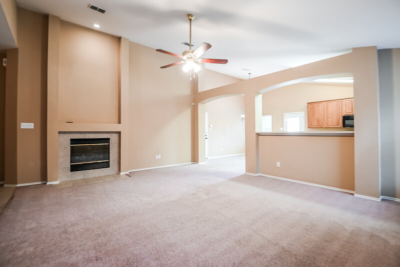2,575/Mo, 1232 Flower Ridge Dr Lancaster, TX 75134 Living Room View
