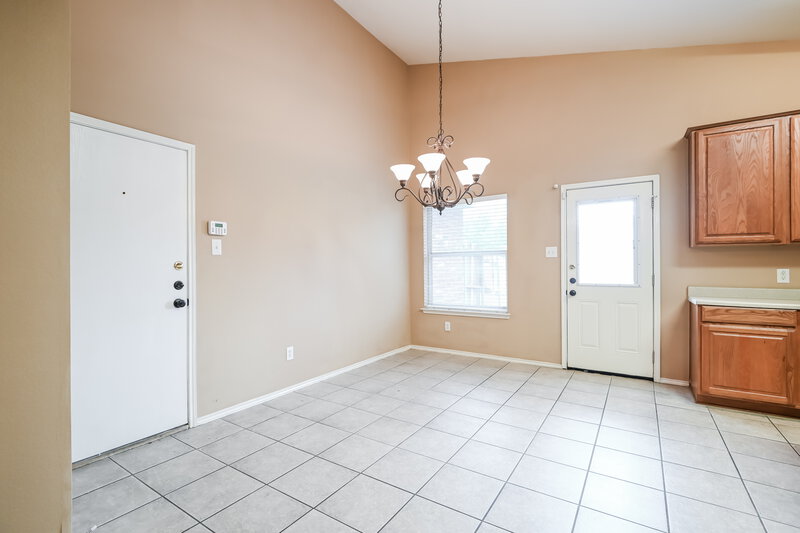 2,575/Mo, 1232 Flower Ridge Dr Lancaster, TX 75134 Dining Room View