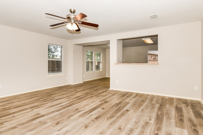 2,355/Mo, 1991 Bishop Hl Frisco, TX 75034 Living Room View