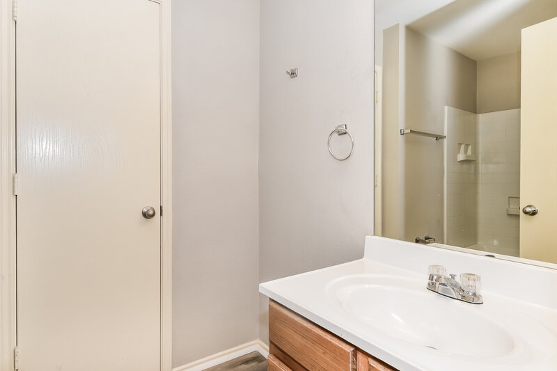 2,355/Mo, 1991 Bishop Hl Frisco, TX 75034 Main Bathroom View 2