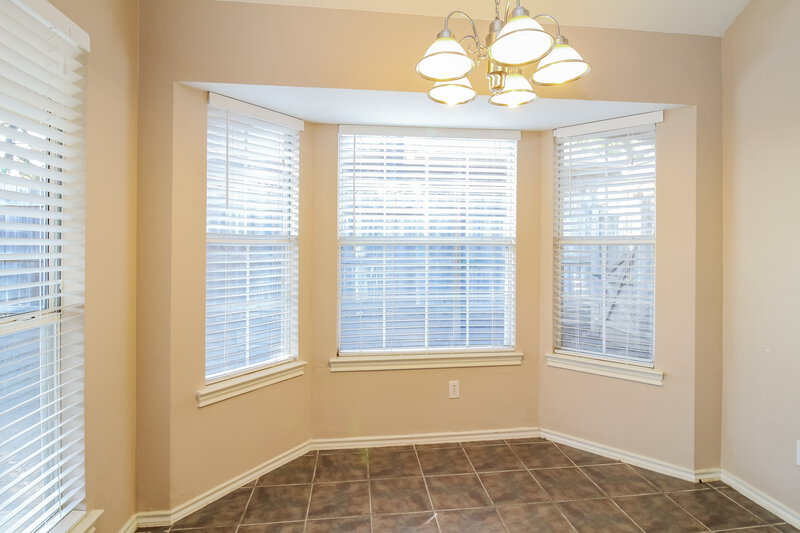 2,190/Mo, 2508 Timber Trl Denton, TX 76209 Breakfast Nook View